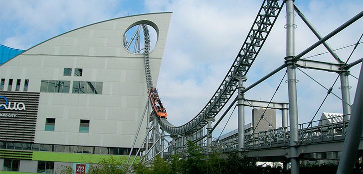 Montaña rusa Thunder Dolphin